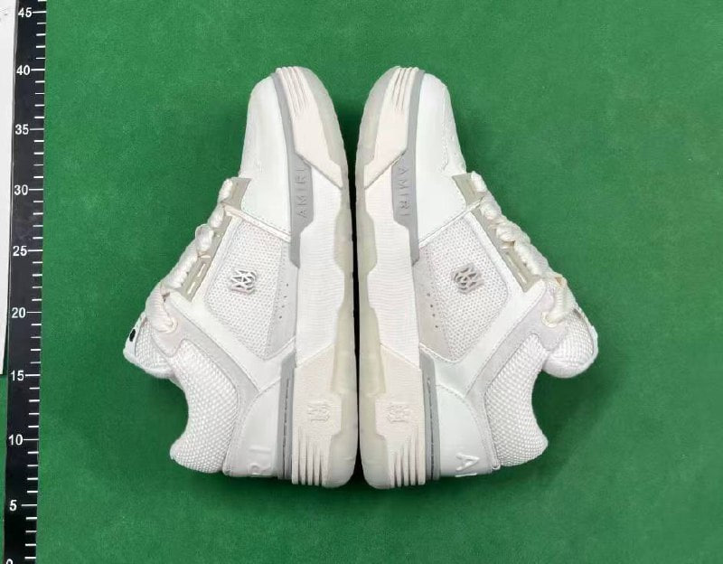 Amiri MAYA / Veja V-10 / Valentino Garavani Rockstud Sneakers [40 styles]