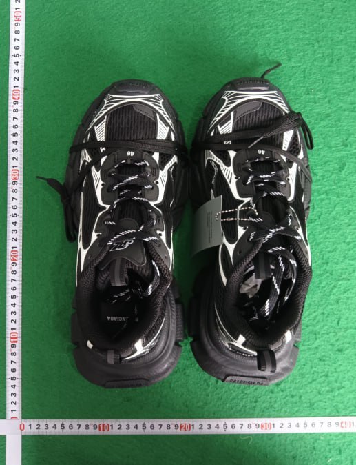 B 3XL Lace-Up White and Silver Retro Daddy Shoes [40 styles]