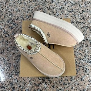 UGG Classic Slipper [7 styles]