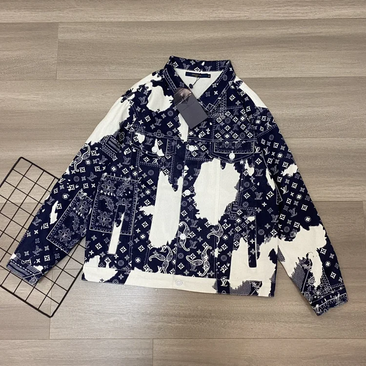 lv coat (Style 1)